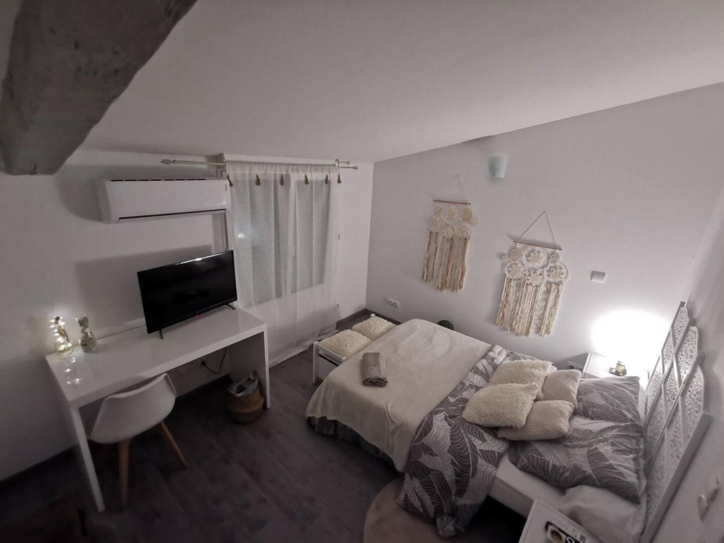 Chez Nathalie&Maxime Apartment Soreze Luaran gambar